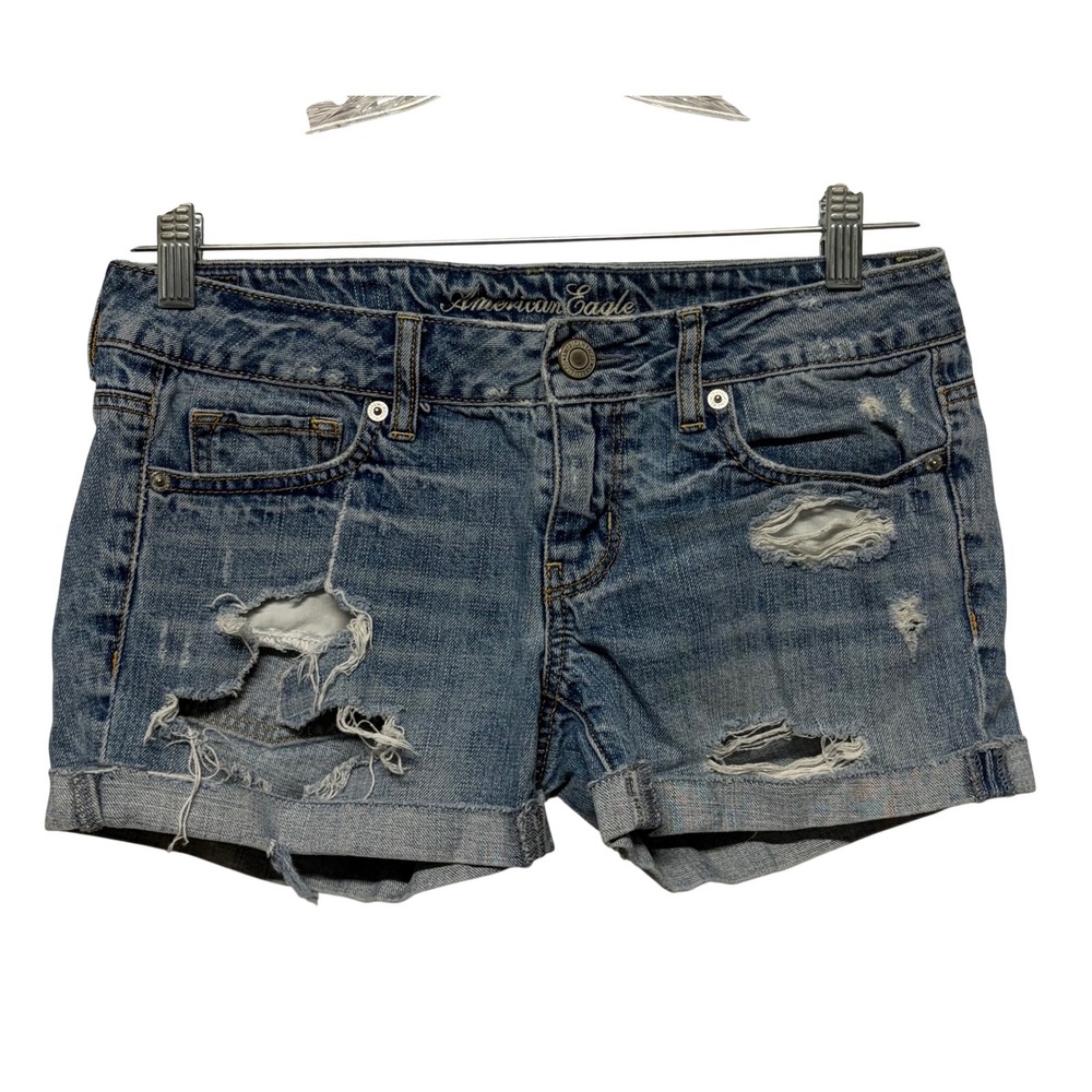 American Eagle Distressed Denim Shorts S4 Medium Wash Ripped Cuffed Low Rise Y2K
